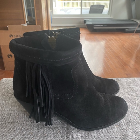 Sam Edelman Black Louie Suede Fringe Bootie - Picture 7 of 12